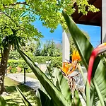 Beachfront Gardenmare By Dadovillas * Litheres