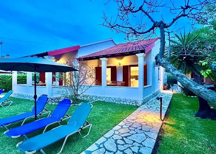 Beachfront Gardenmare By Dadovillas * Litheres