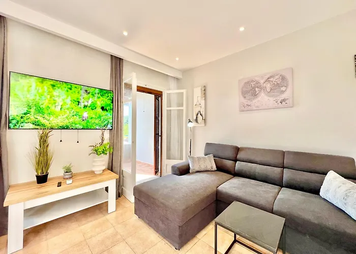 Beachfront Gardenmare By Dadovillas Appartement