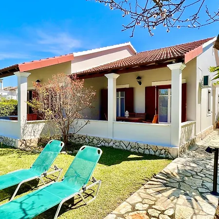 Διαμέρισμα Beachfront Gardenmare By Dadovillas