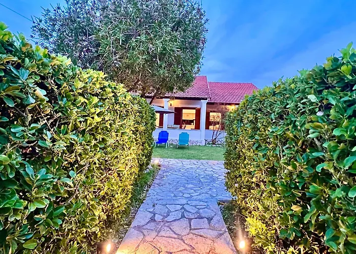 Apartment Beachfront Gardenmare By Dadovillas